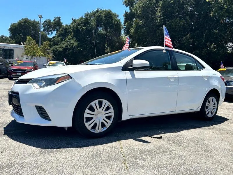 Used 2016 Nissan Pathfinder SL
