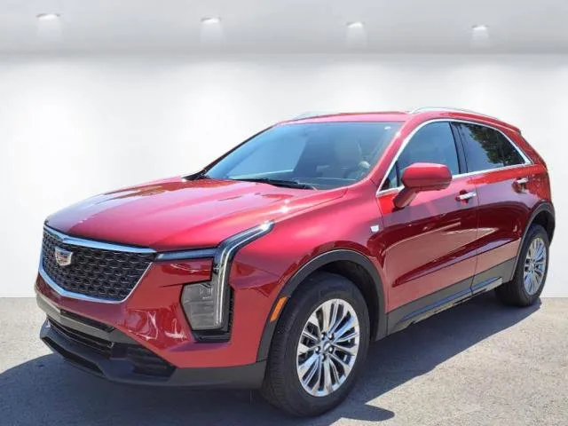 New 2024 Cadillac XT5 Luxury