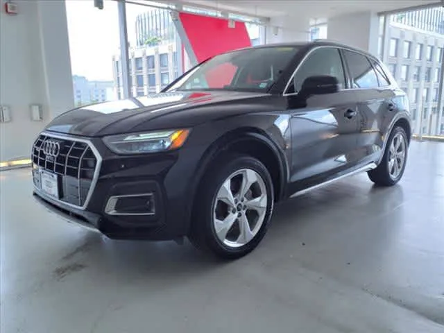 Used 2021 Audi Q3 2.0T Premium Plus w/ Premium Plus Package