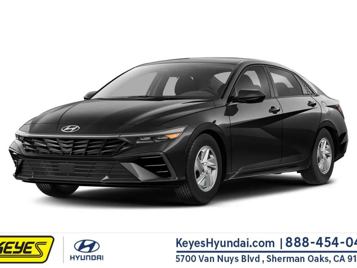 New 2024 Hyundai Elantra Blue