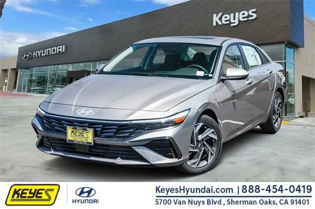 New 2024 Hyundai Elantra SEL