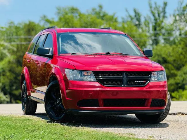 Used 2020 Dodge Journey SE w/ Blacktop Package