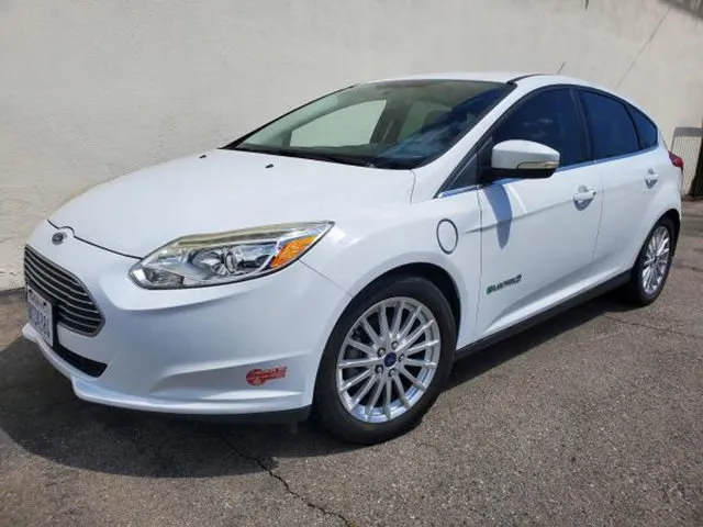 Used 2015 MAZDA MAZDA5 Sport