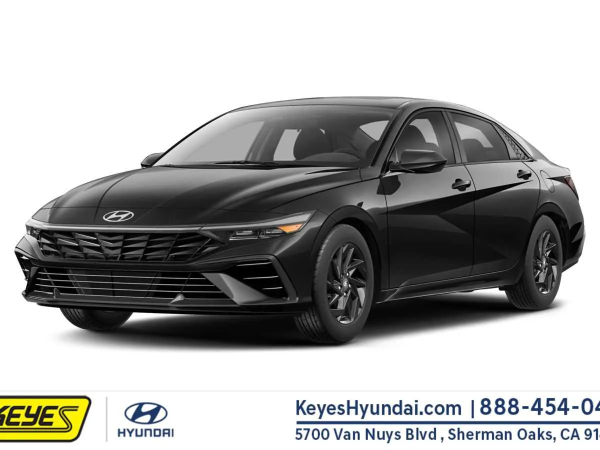 New 2024 Hyundai Elantra Blue