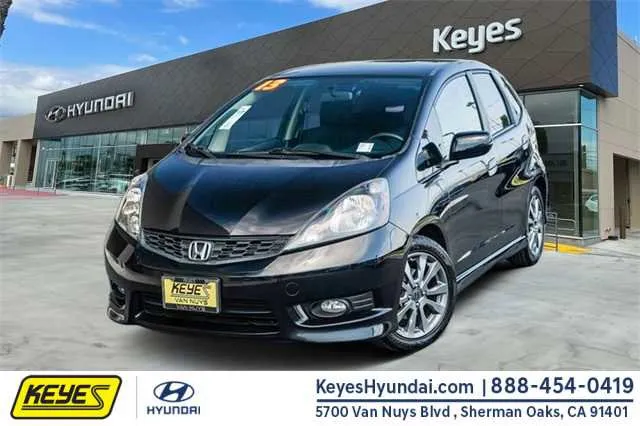 Used 2016 Ford Fiesta SE w/ SE Black Package