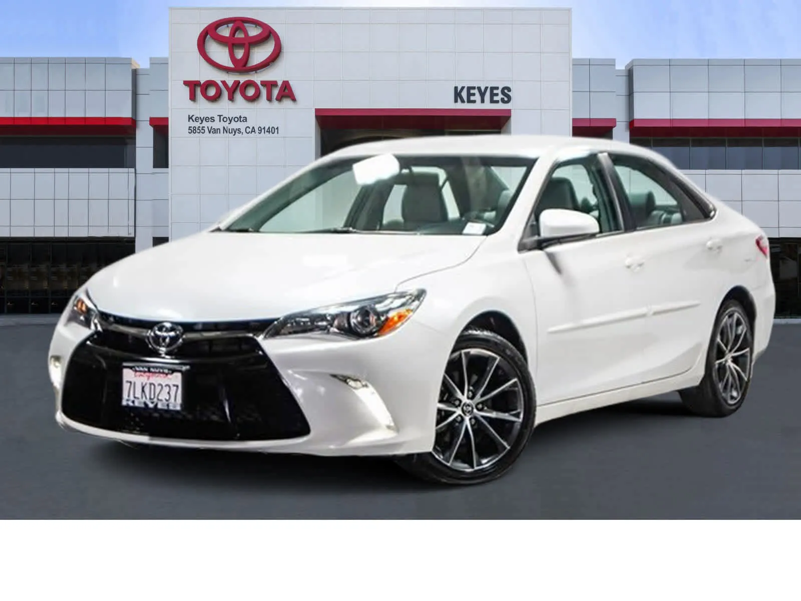 Used 2015 Toyota Camry XSE