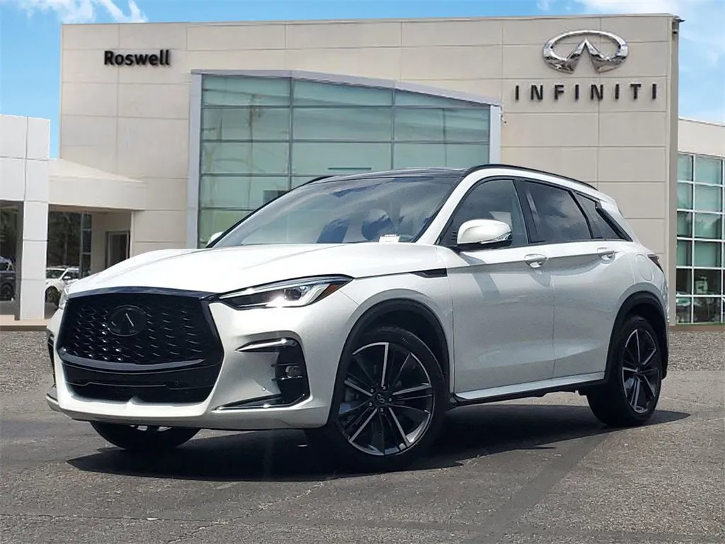 New 2024 INFINITI QX50 Luxe