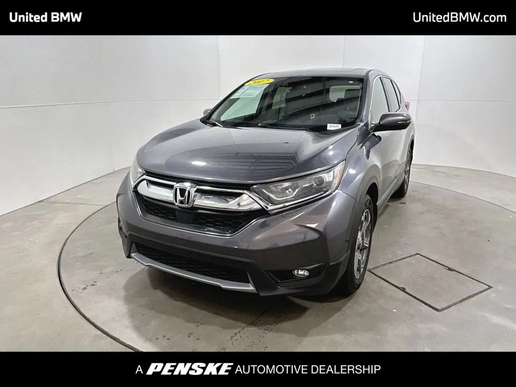Used 2024 Nissan Versa SR w/ Trunk Package