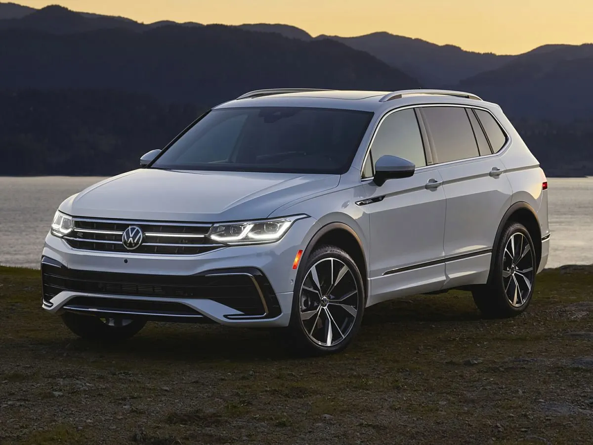 New 2024 Volkswagen Tiguan S