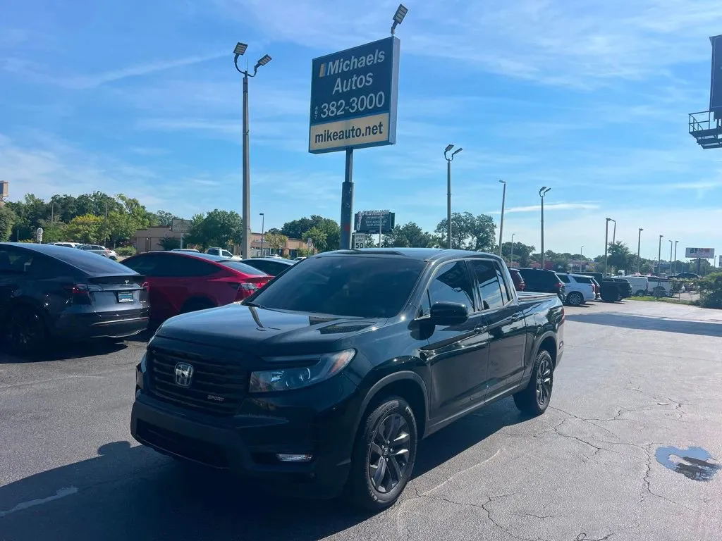 Used 2021 Toyota RAV4 XSE w/ XSE Grade Weather Package