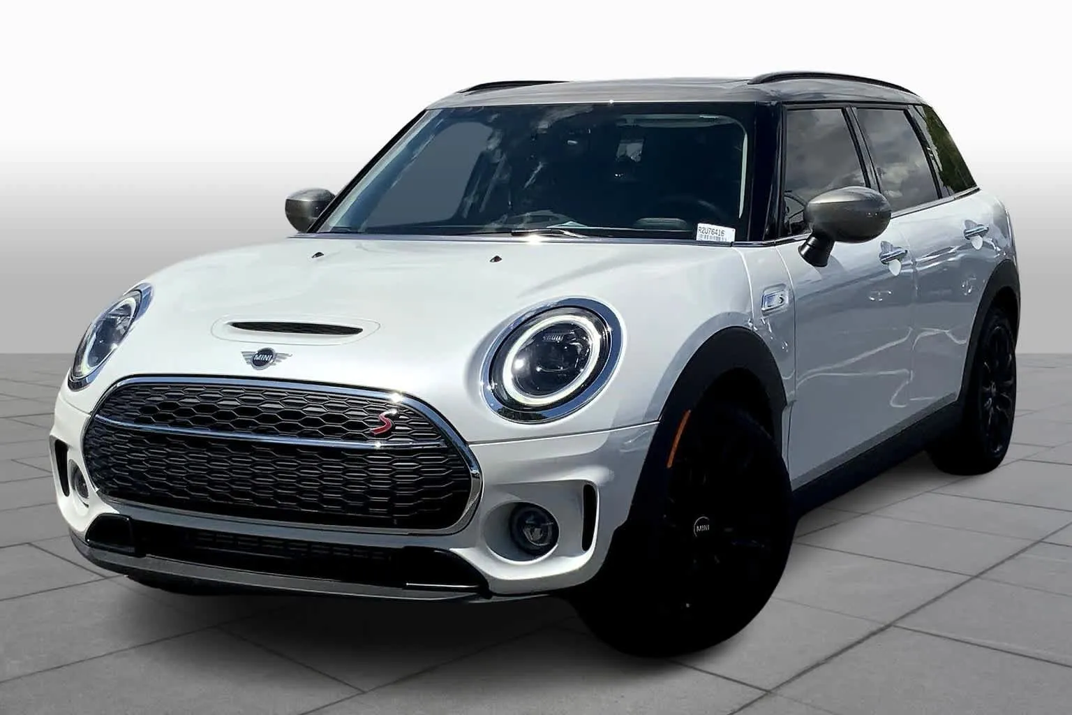 New 2024 MINI Cooper 4-Door Hardtop w/ Storage Package