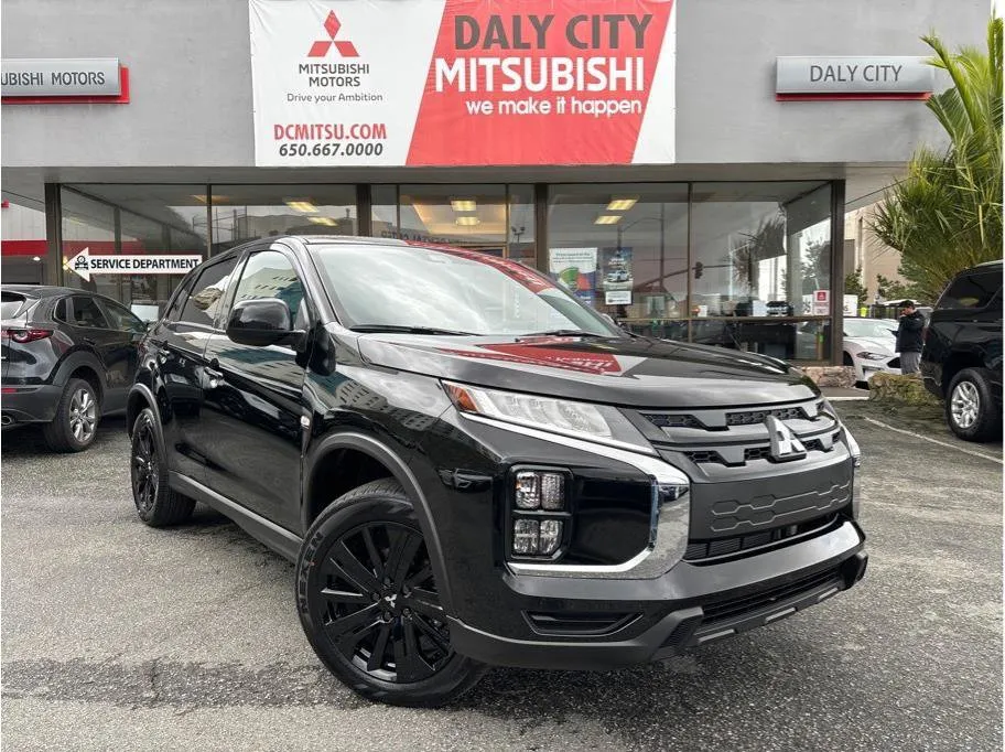 New 2024 Mitsubishi Eclipse Cross LE