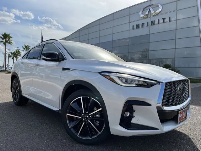 New 2024 INFINITI QX50 Luxe w/ Accent Package