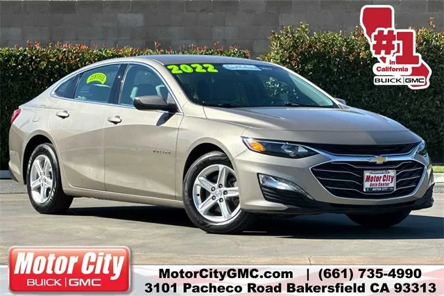 Used 2018 Chevrolet Malibu LT w/ Leather Package