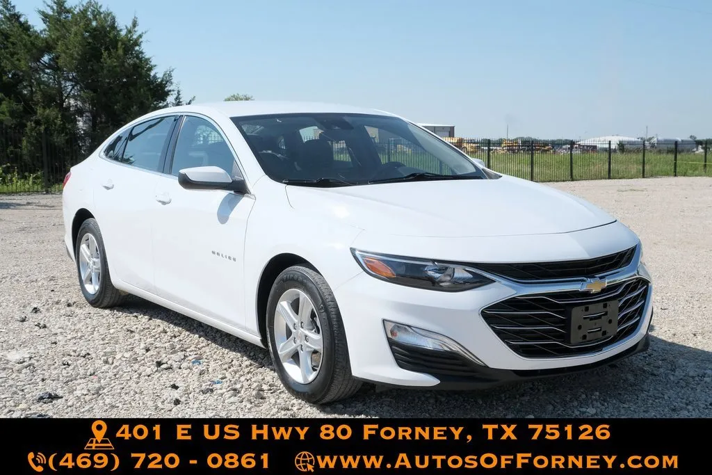 Used 2018 Chevrolet Equinox LT w/ Sun & Infotainment Package