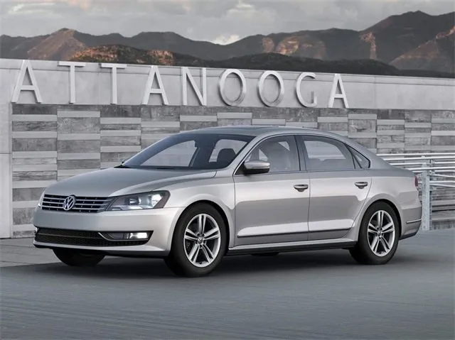 Used 2023 Volkswagen Tiguan SE