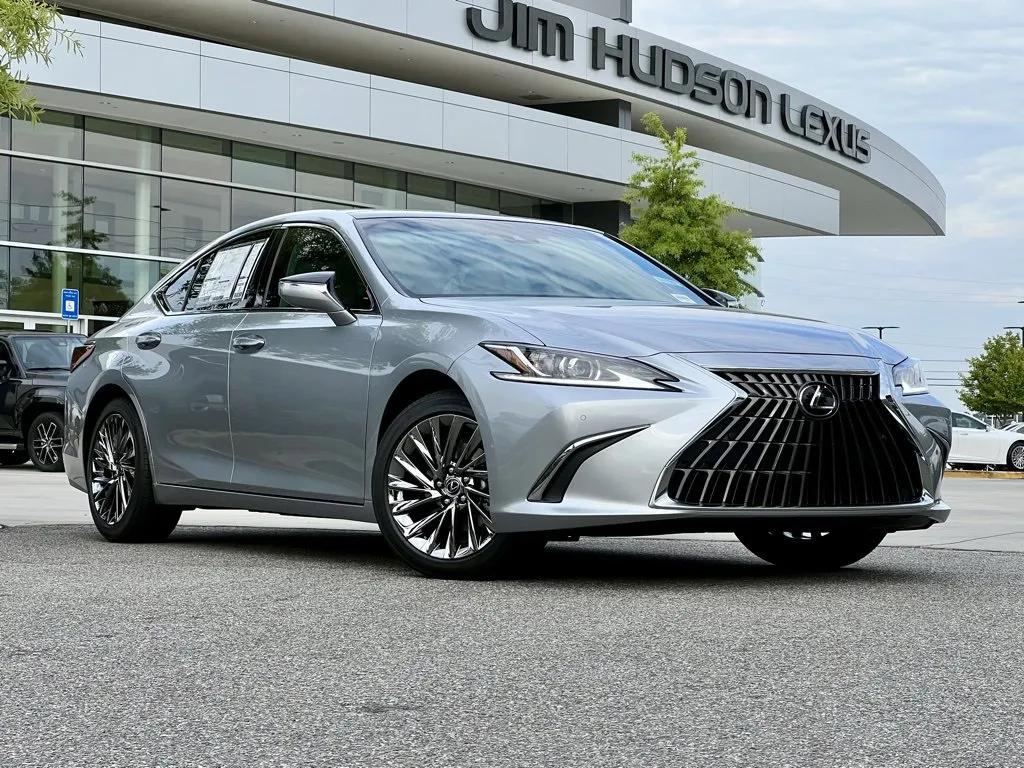 New 2024 Lexus ES 350 w/ Premium Package