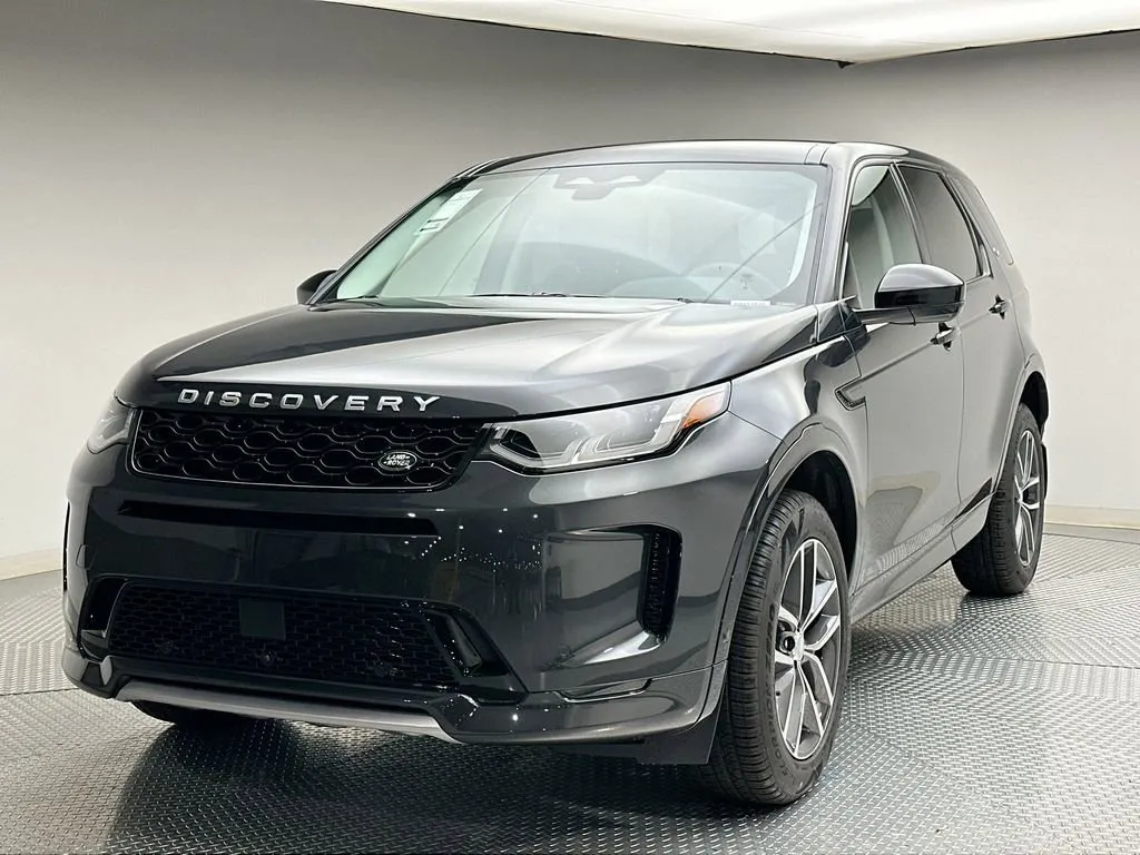 New 2024 Land Rover Range Rover Evoque Dynamic SE