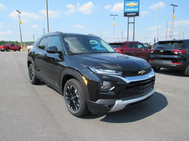 New 2023 Chevrolet TrailBlazer LT w/ Convenience Package