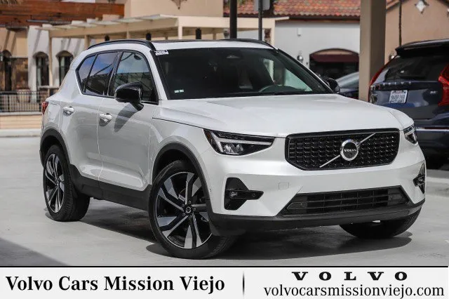 New 2023 Volvo XC40 B5 Plus w/ Driver Assist Package