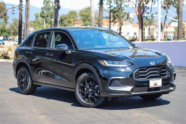New 2025 Honda HR-V Sport