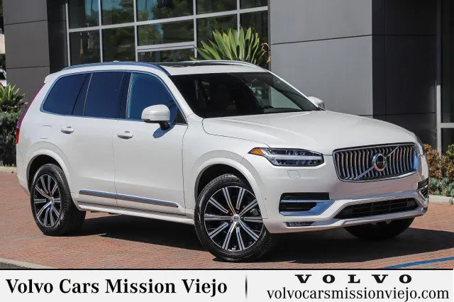 Certified 2022 Volvo XC60 B5 Inscription w/ Climate Package
