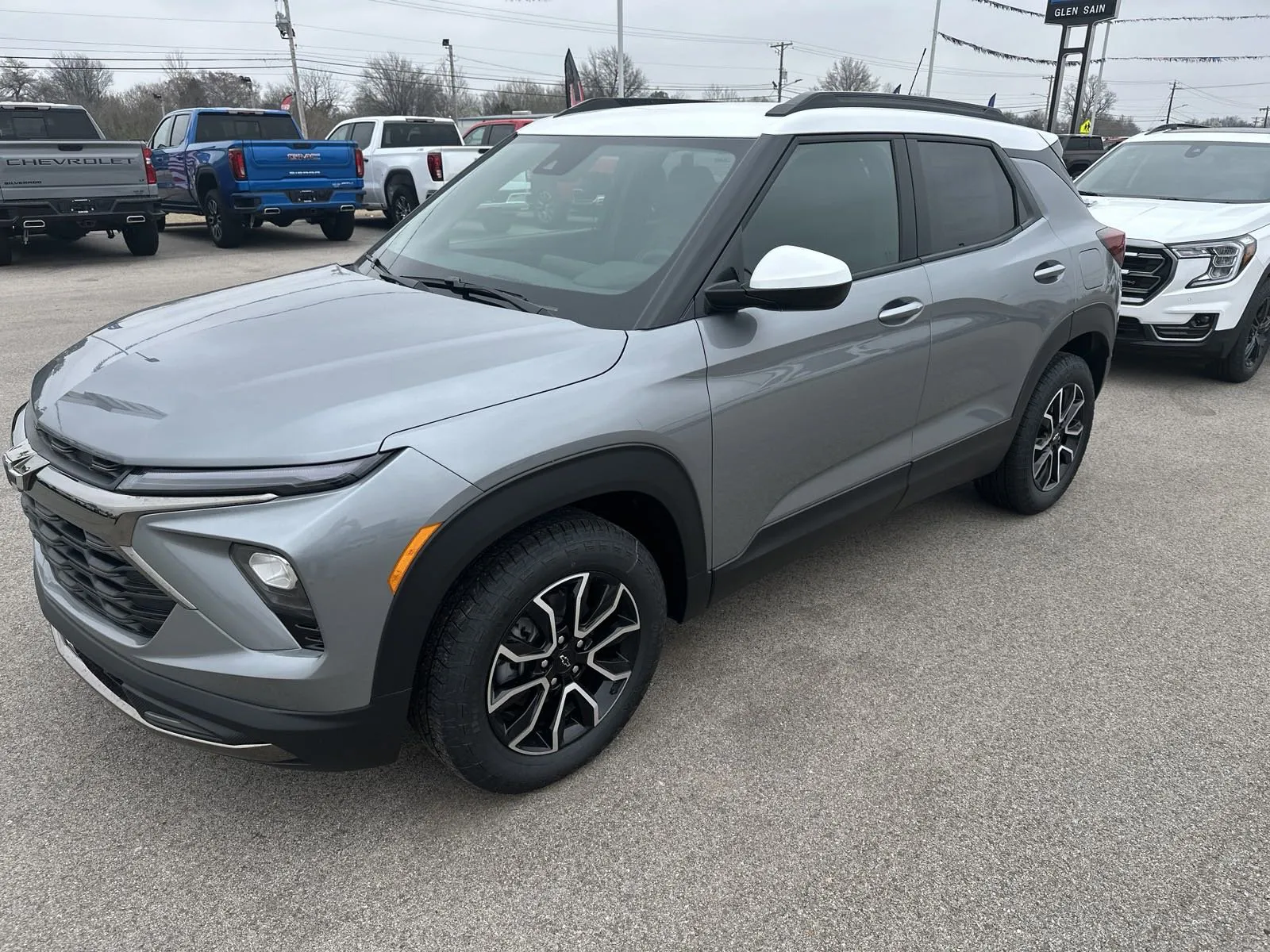 New 2025 Chevrolet Trax RS