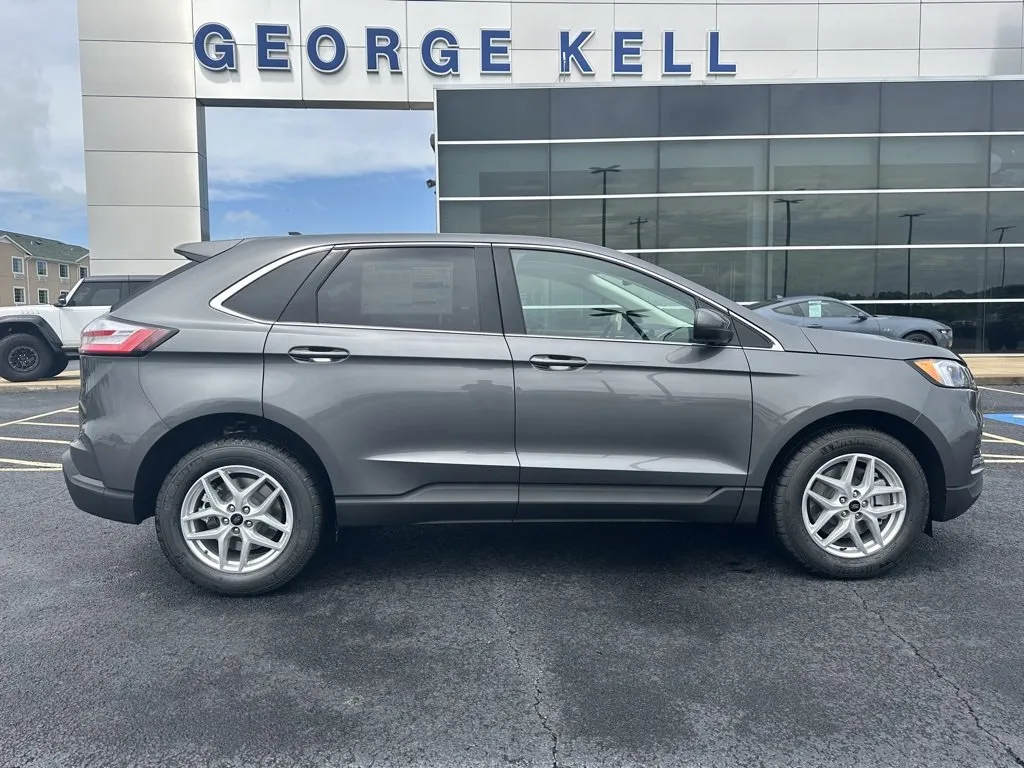 New 2024 Ford Escape ST-Line