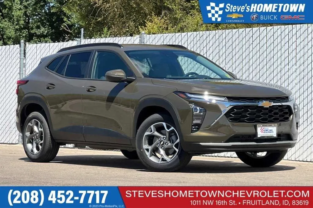 New 2024 Chevrolet Trax RS w/ Sunroof Package