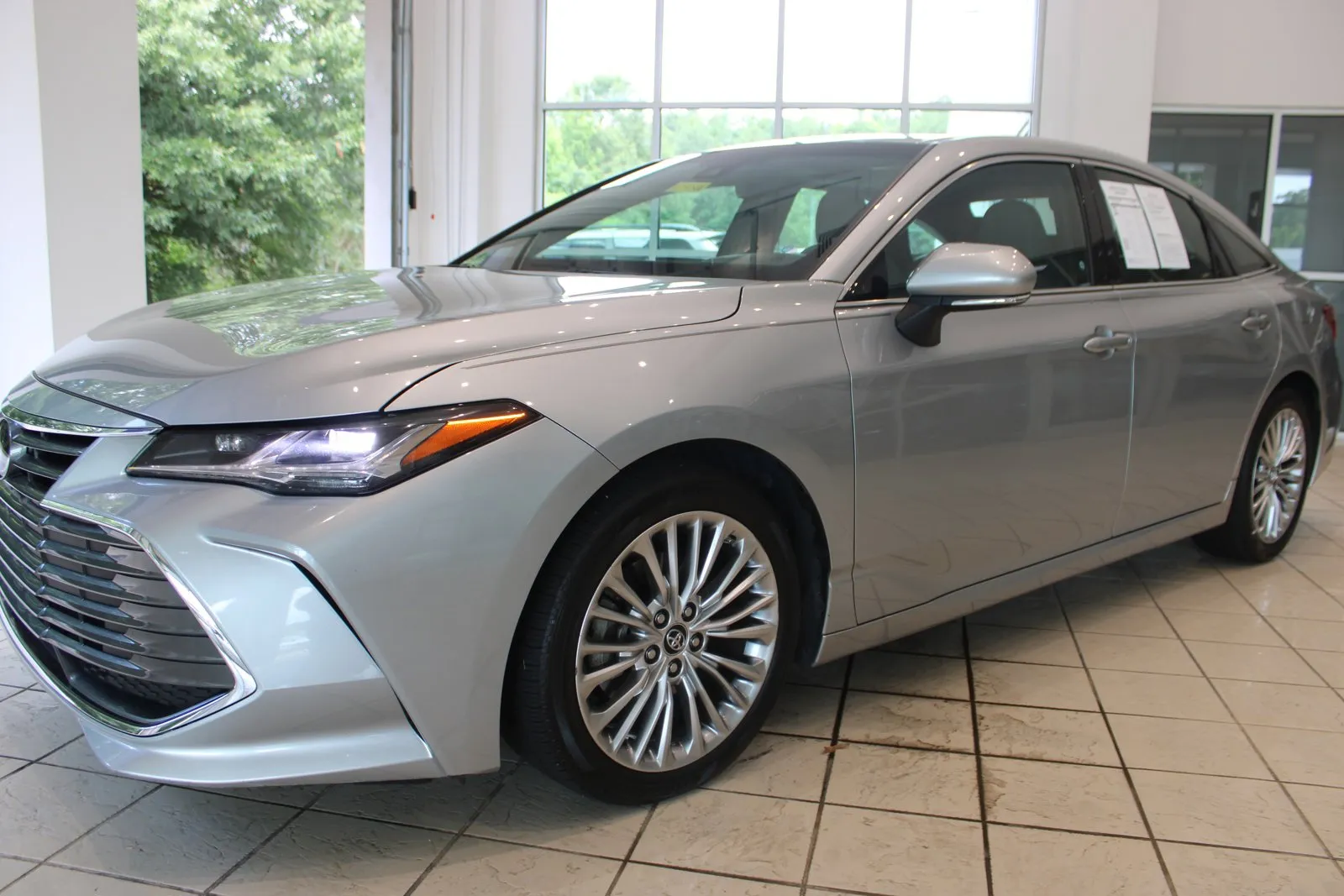 Used 2019 Toyota Avalon XLE