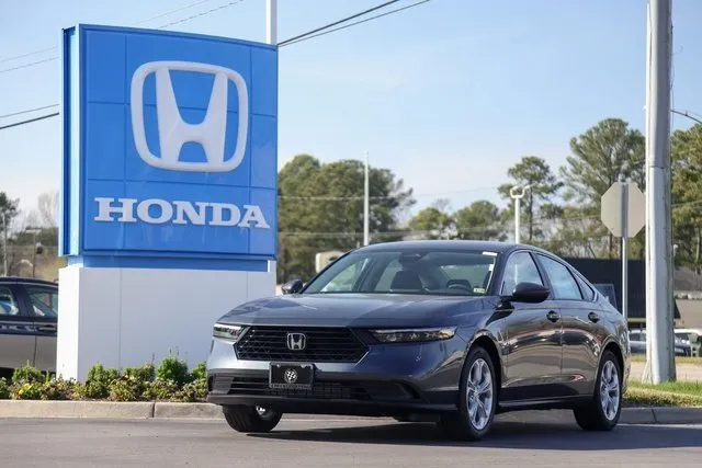 New 2025 Honda HR-V LX