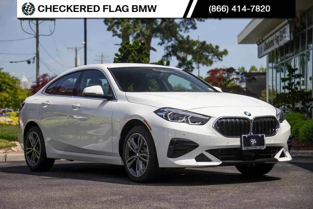 New 2024 BMW 330i Sedan w/ Convenience Package