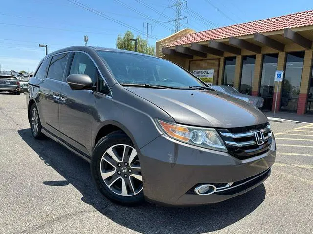 Used 2017 Chevrolet Traverse LT
