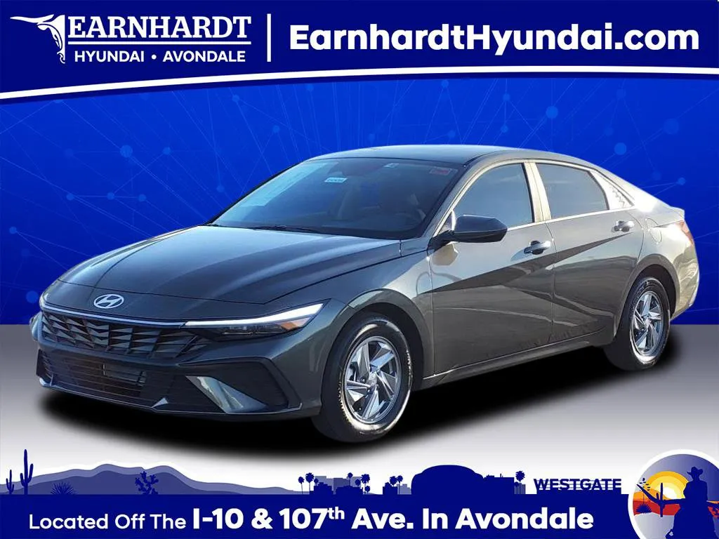 New 2024 Hyundai Elantra SE