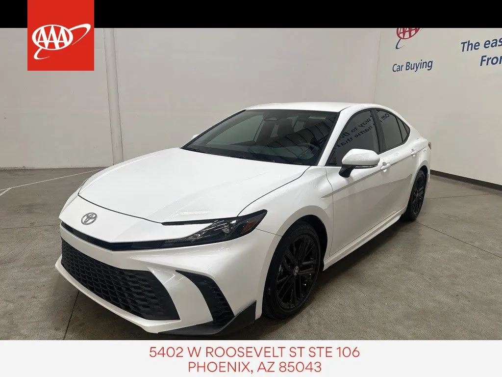 Used 2025 Toyota Camry SE
