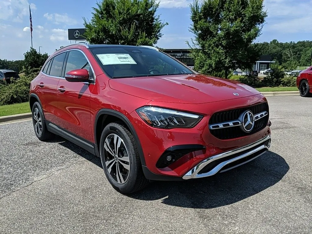 New 2024 Mercedes-Benz GLA 250