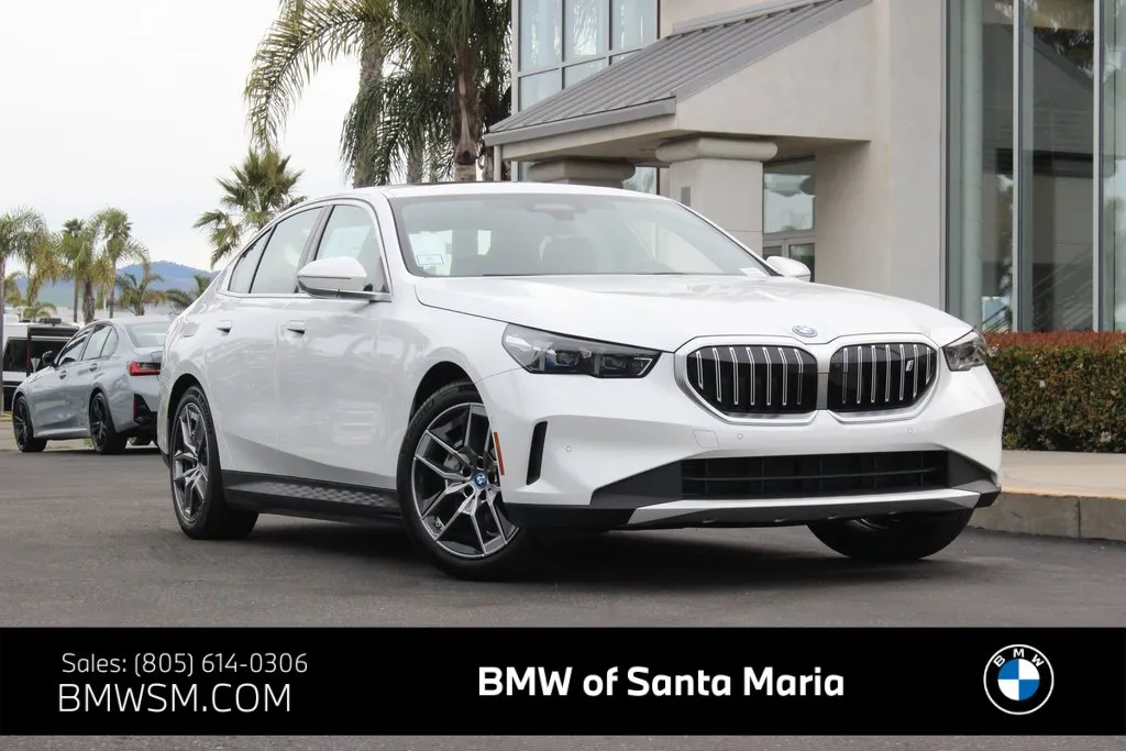 New 2024 BMW X1 xDrive28i w/ M Sport Package