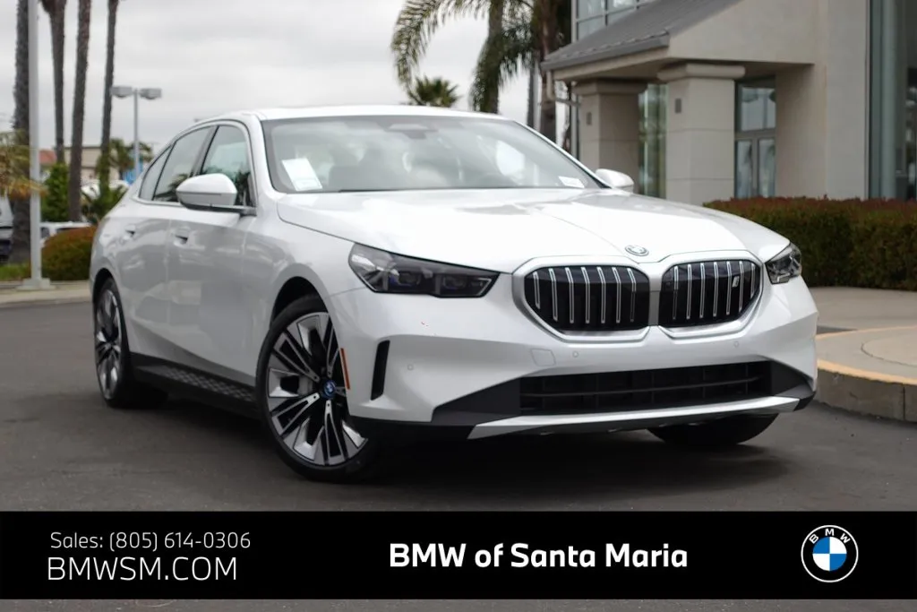New 2024 BMW i4 eDrive40 w/ Premium Package