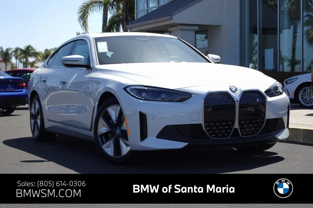New 2024 BMW X3 M40i w/ Premium Package
