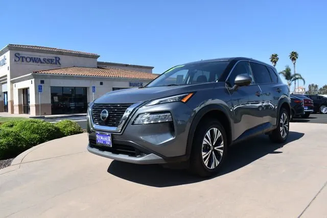 Used 2021 Nissan Rogue SV