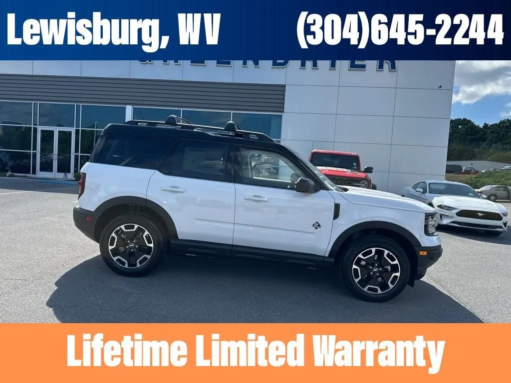 New 2024 Ford Escape ST-Line Elite w/ Premium Technology Package