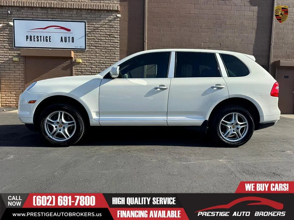 Used 2011 Hyundai Veracruz Limited w/ Navigation Pkg 3