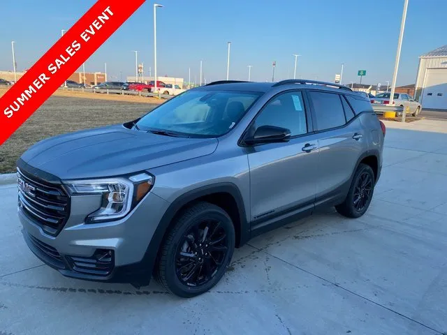 New 2025 Chevrolet Trax LT w/ Driver Confidence Package