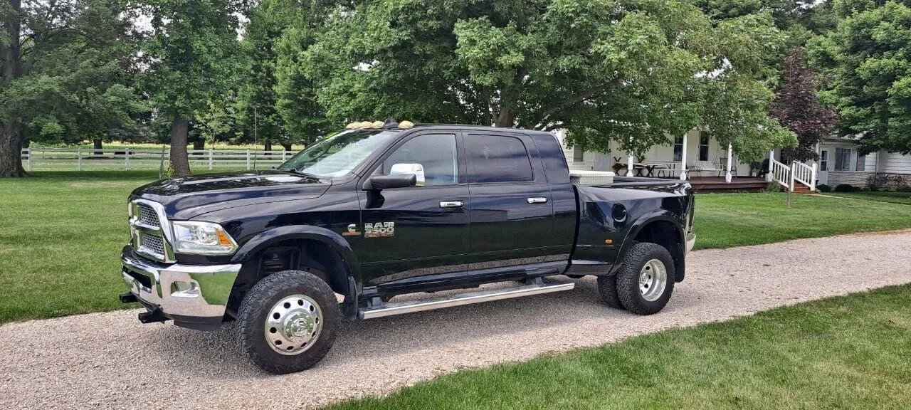 Used 2012 Ford F350 Lariat w/ Lariat Interior Pkg