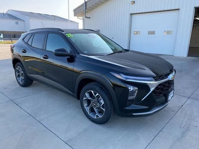 New 2024 Chevrolet Colorado LT w/ LT Convenience Package III