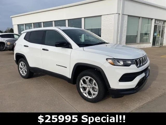 New 2024 Jeep Compass Latitude w/ Convenience Group