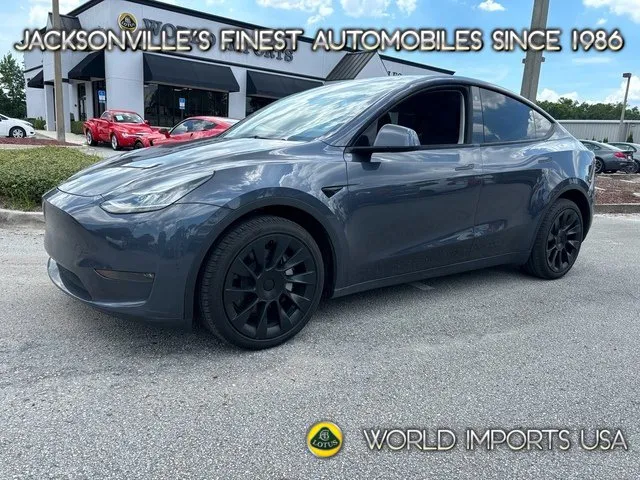Used 2023 Volvo XC40 Recharge Plus