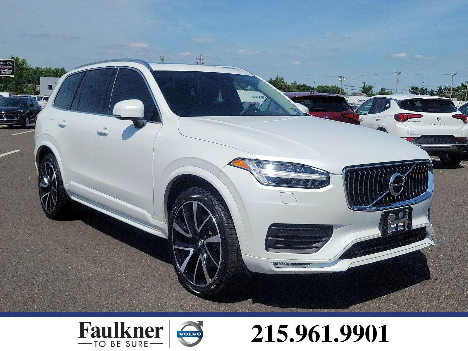 Used 2022 Volvo XC60 B5 Momentum w/ Climate Package