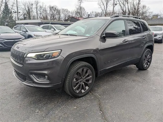 Used 2019 Jeep Renegade Sport w/ Sport Appearance Group