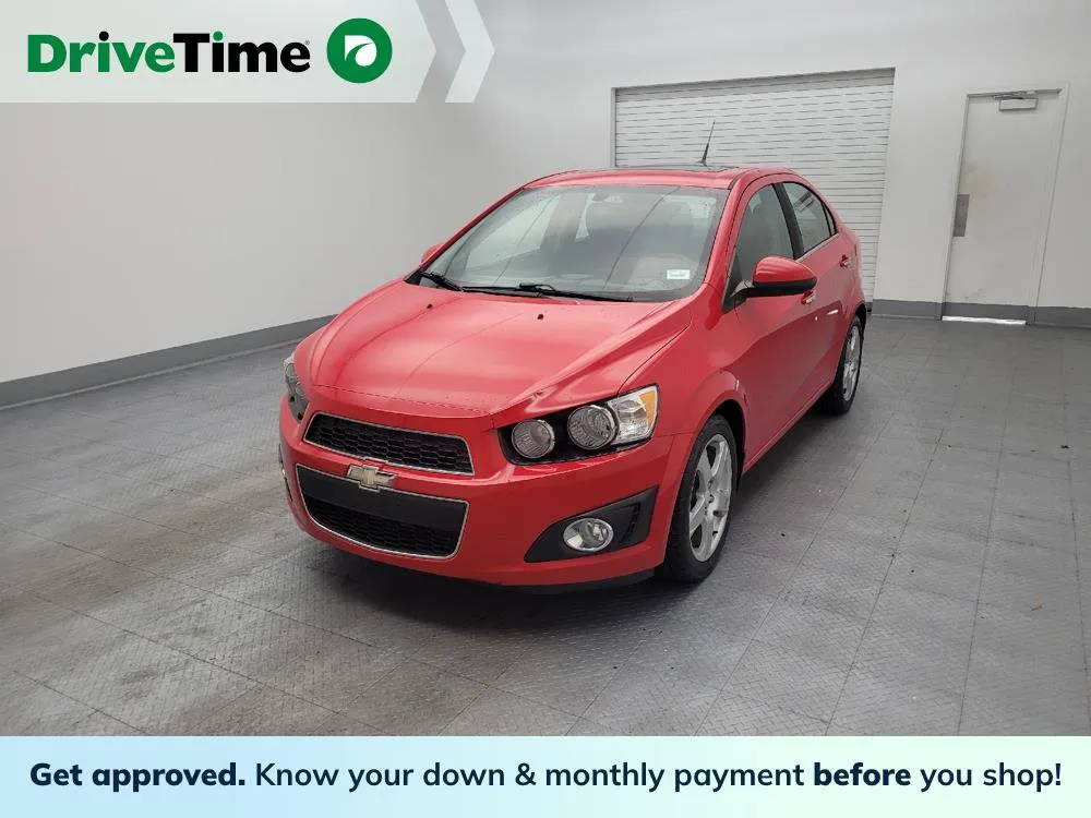 Used 2016 Chevrolet Malibu LT w/ Leather Package